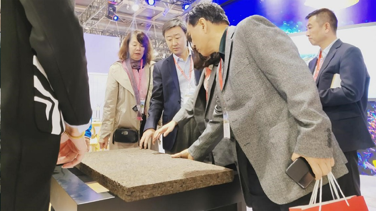 宅男视频下载住博会吸睛,新型材料大有可为 组 27 宅男视频下载住博会吸睛,新型材料大有可为 组 27