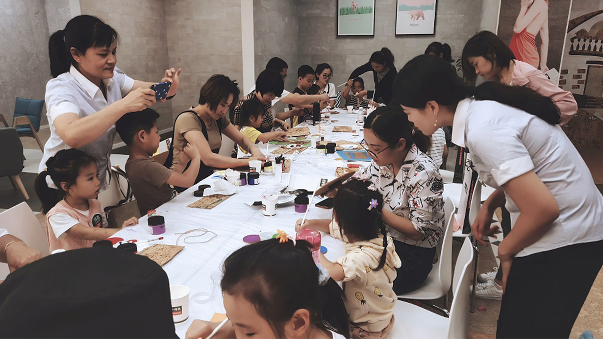 宅男视频下载软木年艺术手作青岛站首站告捷,暖心巨献 21 宅男视频下载软木年艺术手作青岛站首站告捷,暖心巨献 21