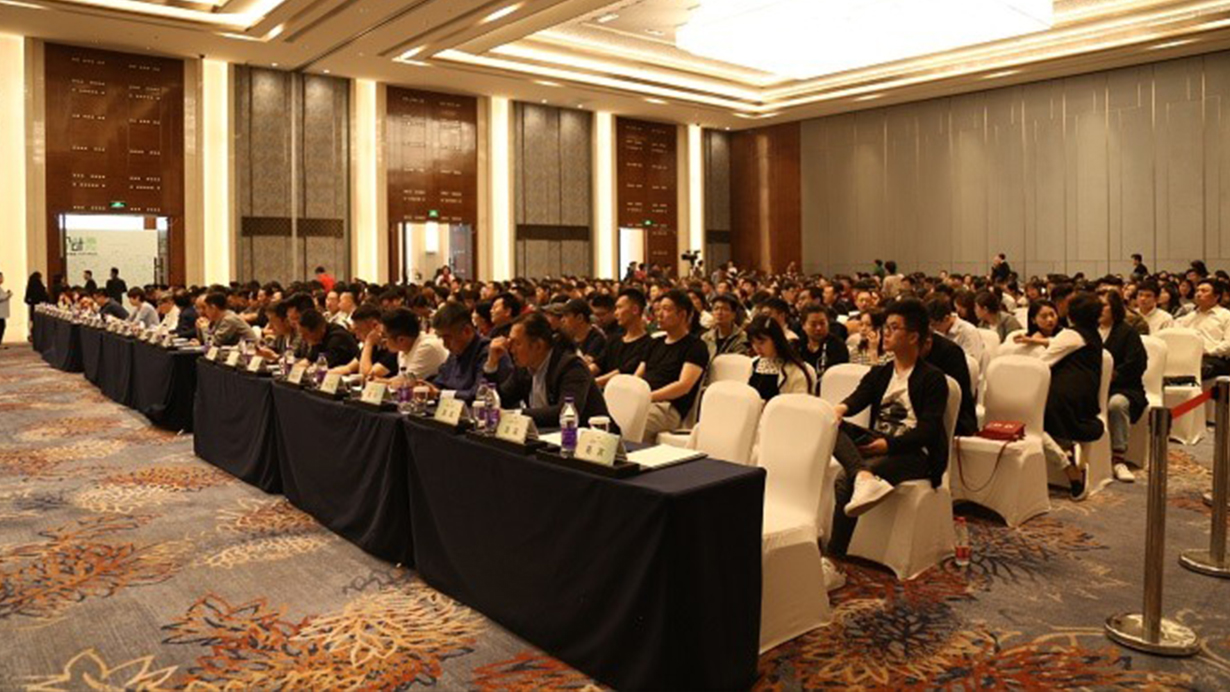 瞩目至之| 瞩目至之|