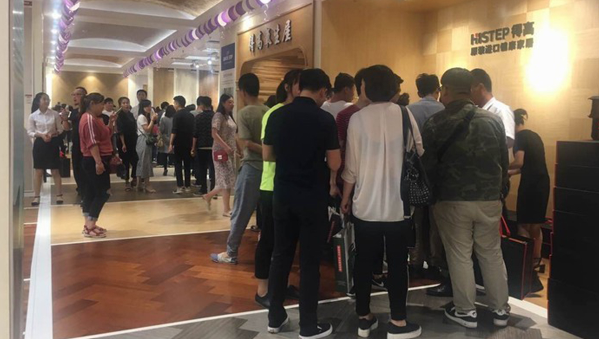 宅男视频下载携手利旭恒“传匠心”,场面火爆轰动郑州设计圈儿 15 宅男视频下载携手利旭恒“传匠心”,场面火爆轰动郑州设计圈儿 15