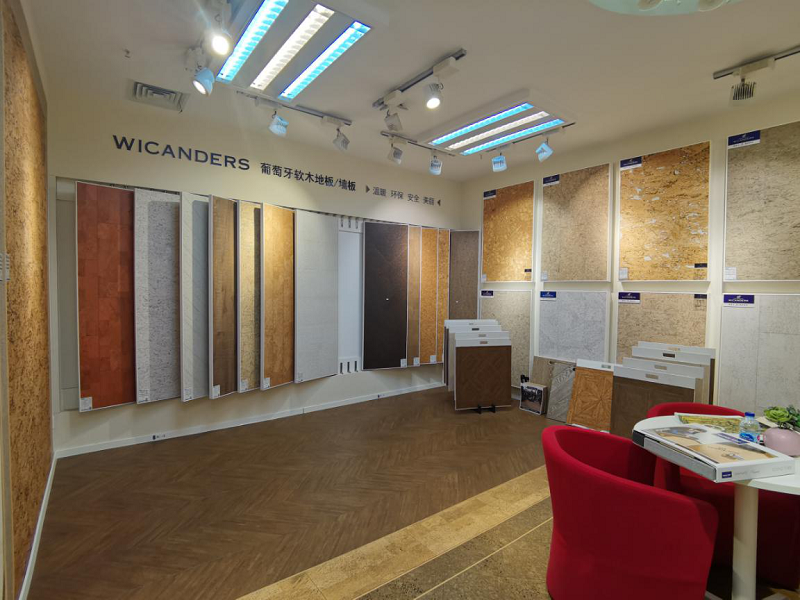 360评测丨宅男视频下载艺术软木：“以柔克刚”的健康地板，守护家人新选择 图片2