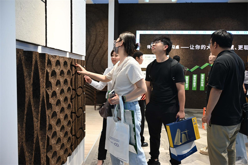 宅男视频下载亮相第20届中国住博会,助力中国绿色建设、筑就安居生活 image4 宅男视频下载亮相第20届中国住博会,助力中国绿色建设、筑就安居生活 image4