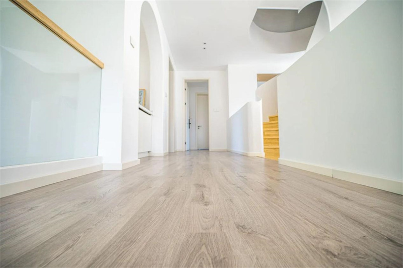 Room Tour|600㎡海滨别墅,沉浸式悦享极简家居风尚 image8 Room Tour|600㎡海滨别墅,沉浸式悦享极简家居风尚 image8