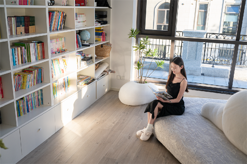 Room Tour|600㎡海滨别墅,沉浸式悦享极简家居风尚 image5 Room Tour|600㎡海滨别墅,沉浸式悦享极简家居风尚 image5